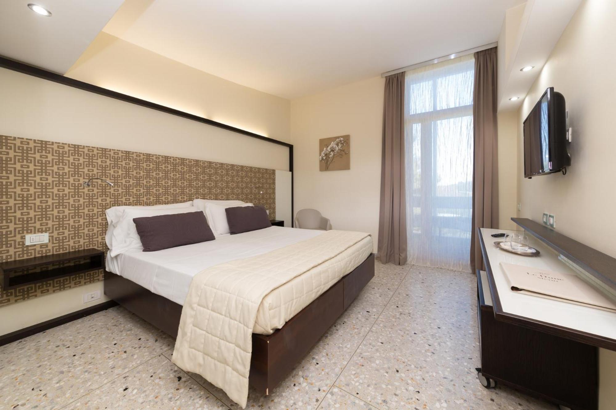 Valtur Baia Del Gusmay Beach Resort Peschici Esterno foto